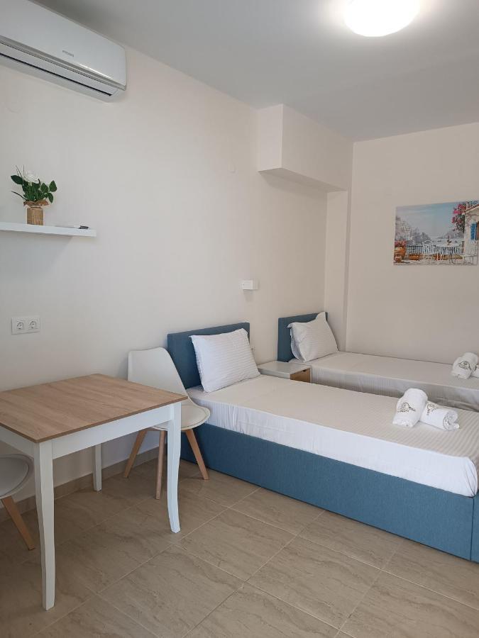 Navarino Luxe Suites With Sea View Peraía エクステリア 写真